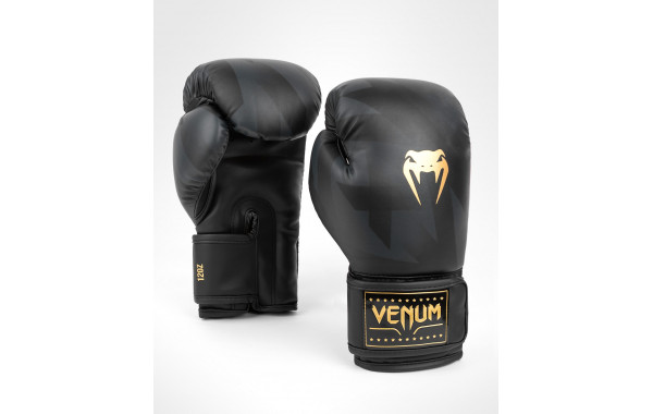 Перчатки Venum Razor Boxing 04689-126-10oz черный\золотой 600_380