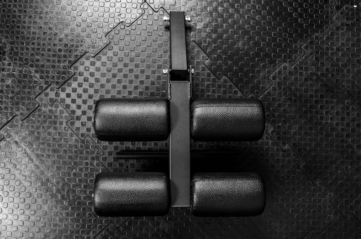 Подставка под Подставка под ноги YouSteel для Revers Hyper 1200_795